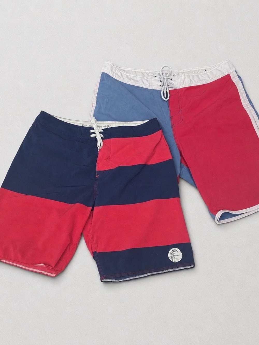 O'Neill Men's Board shorts, 2 pairs, Red white and blue, 33